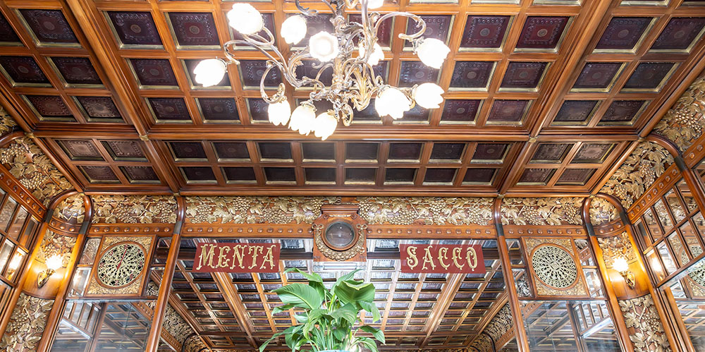 Le plafond du Caffé Mulassano - ph. Davide Dutto
