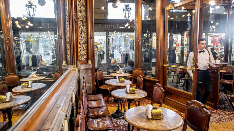 Mulassano : le café de Turin où le tramezzino a vu le jour