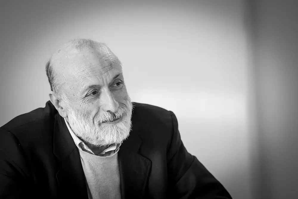 Carlo Petrini : le visionnaire qui a révolutionné notre rapport à l’alimentation